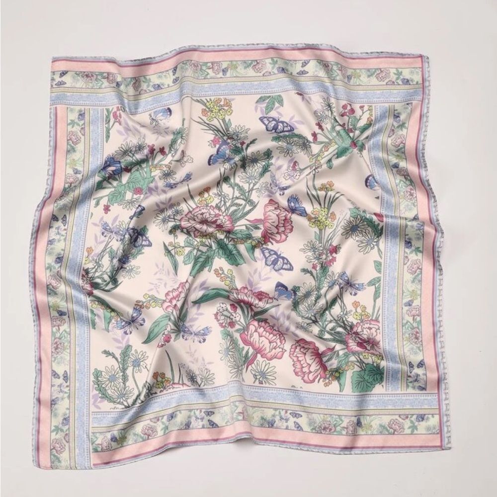 Floral Scarf P28